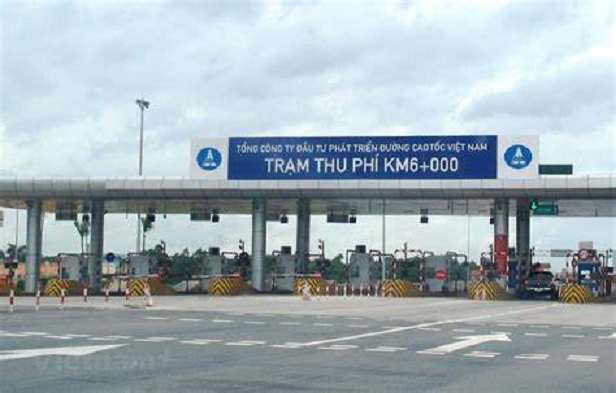 Sét đánh trạm thu phí cao tốc Nội Bài - Lào Cai bị hư hỏng